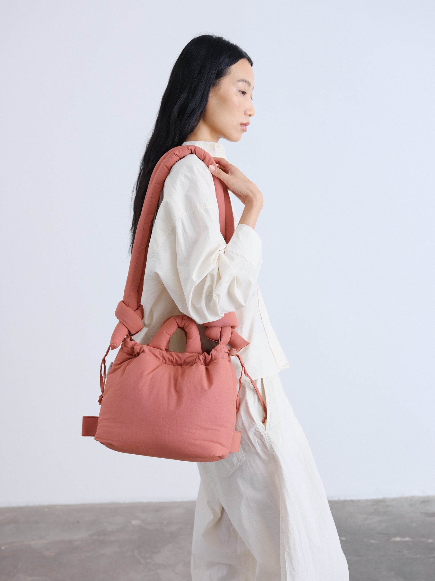 Compact Ona Soft Bag